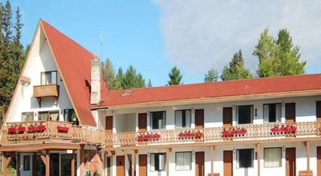 Rodeway Inn Lake Placid South, Забронировать Отель Отели Лейк-Плэсид с парковкой, рядом с Lake Placid Olympic Ski Jump Complex, Парковка