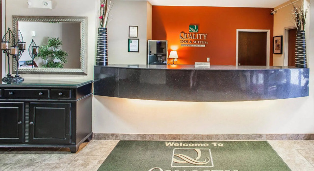 Comfort Inn & Suites, Prenota Hotel Mason City 