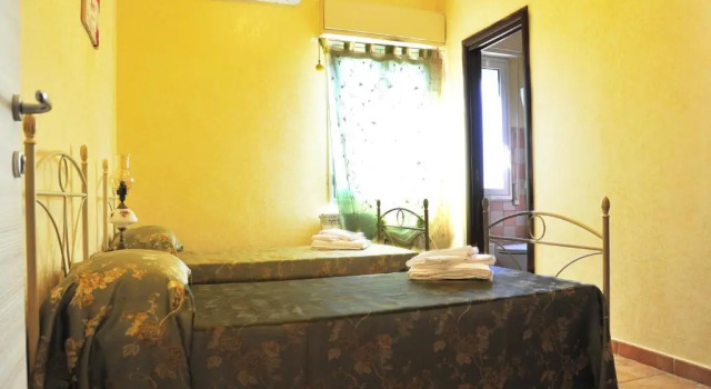 B&B San Michele, Book Bed and Breakfast Hotels in Sicily with Parking, Parking