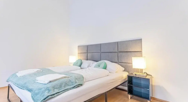 Private Room Long Stay Near Lugner City