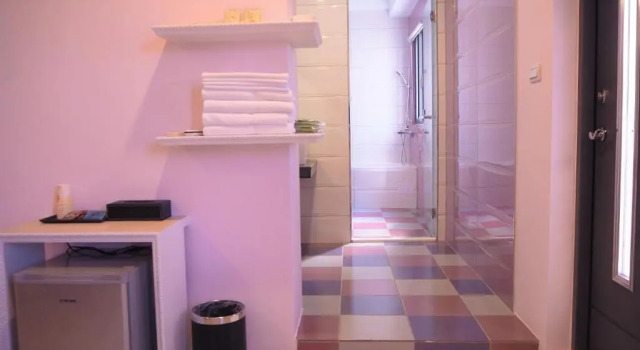 Четырёхместный номер Standard с балконом Kenting True Color Hostel