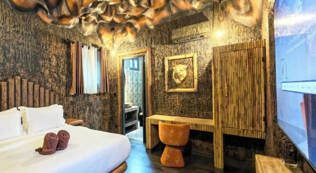 MANJILAND Luxury Pool Villa Pattaya