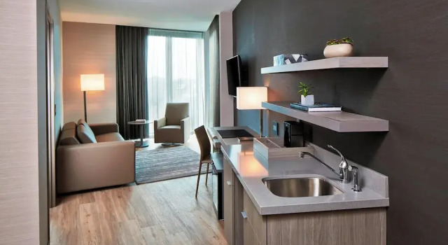 Люкс AC Hotel by Marriott Columbus Dublin