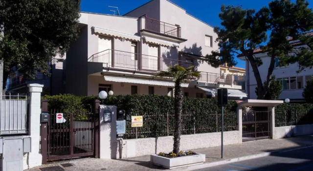 M97 - Marcelli, Trilocale Sul Mare Con Spiaggia Privata, Rezervovat Hotel Marcelli 