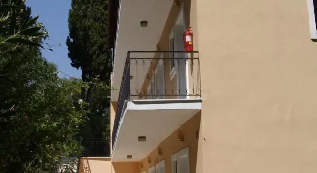 Spiros Apartments, Забронировать Апартаменты/квартира Беницес 