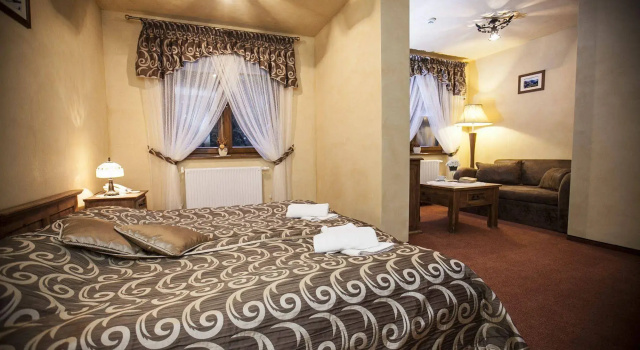 Hotel Dwór Karolówka, Book Hotel Hotels in Tatras with Parking, Parking