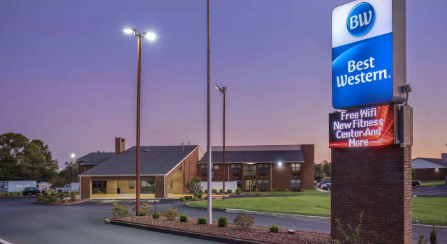 Best Western Campbellsville Inn, Boek Hotel Hotels in Kentucky met parkeren, Parkeren