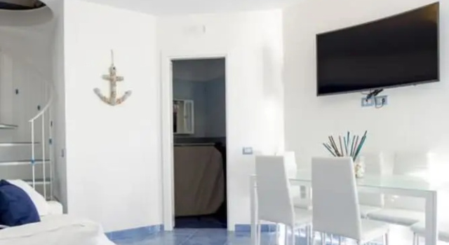 Blu Angel Relais, Book Hotel Hoteller i Meta med morgenmad, Morgenmad