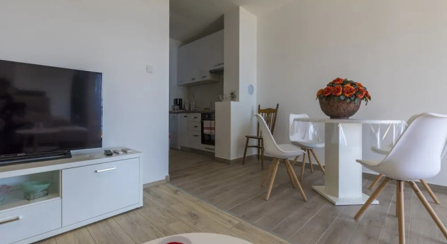 Apartment Vedry, Забронировать Апартаменты/квартира Отели Приморско-Горанской жупания с парковкой, Парковка