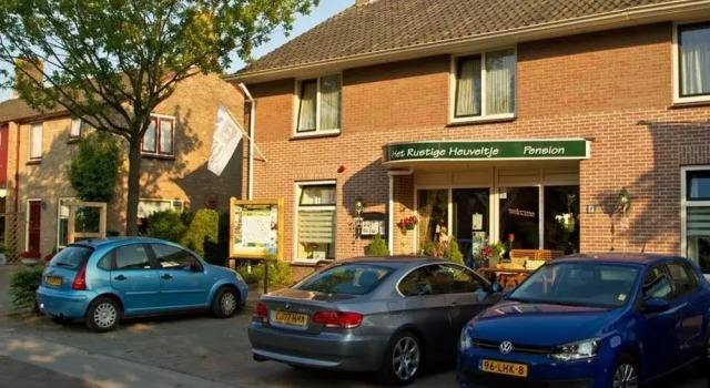 B&B de Ster van Dwingeloo, 预订 酒店 德文格洛 德伦特省