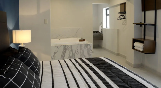Hotel Casa 20, Забронировать Отель Отели в центре Леона, в центре