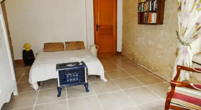 HomeRez - Country House Chemin des Ouzenauds, Book Apartment Saint-Genis-de-Saintonge 
