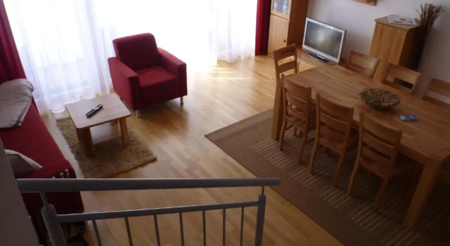 Nassfeld Mountain Apartments, Забронировать Апартаменты/квартира Зонненальпе-Насфельд Хермагор-Прессеггер-Зее, рядом с Горнолыжный подъемник Трёгль-зексер-Зессельбан