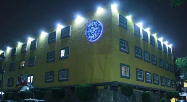 Hotel Mina