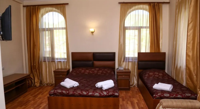 Lara Hotel, Book Hotel Hoteller i Goris med morgenmad, Morgenmad