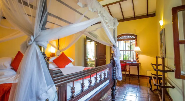 The Chalet - Whole Villa 2 Bedroom (Sleeps 4)
