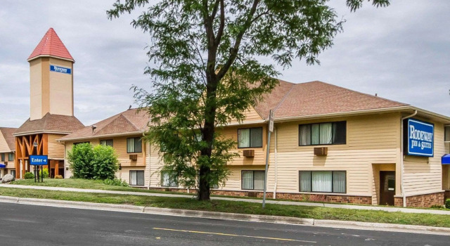 Rodeway Inn & Suites Madison East, Buchen Sie Gasthaus Madison Wisconsin