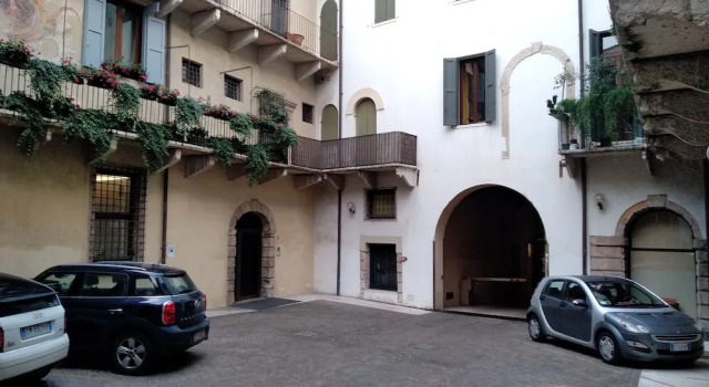 Marconi Rooms - Loggia delle Erbe
