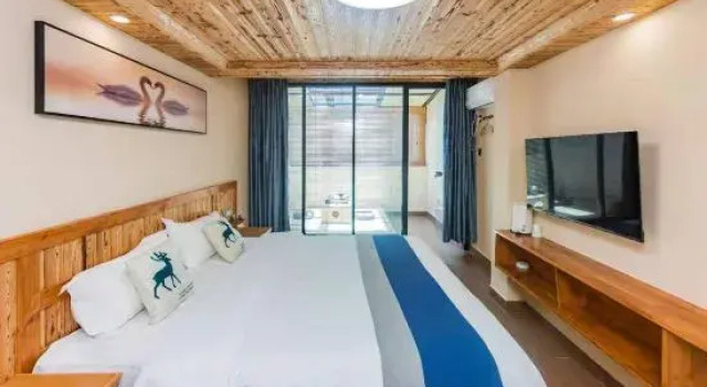 Люкс The 93 Hotel