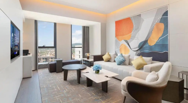 Двухместный люкс Deluxe Doubletree By Hilton Kunming Airport