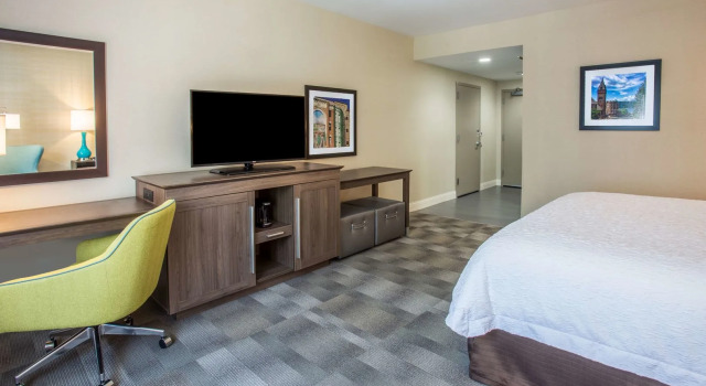 Hampton Inn & Suites Yonkers - Westchester, Buchen Sie Hotel Yonkers Westchester County