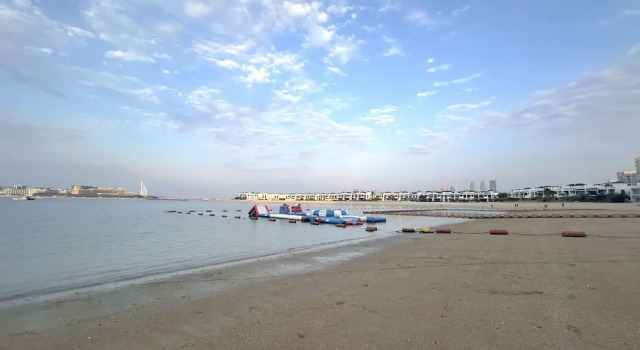 Апартаменты Palm Living 2BR Maid w Pool Beach Access