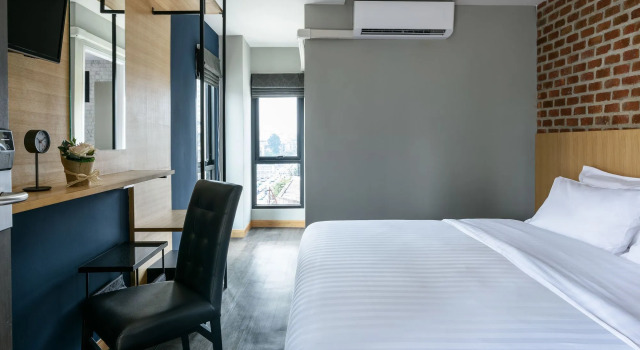 Travelier Hostel