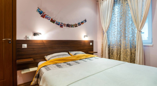 ~ Colorful Dream Apartment ~ 2BD in the TOP Center of Sofia, Varaa Huoneisto Sofia Vitosha