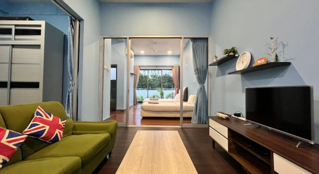 Апартаменты с 3 комнатами Capital O 90986 The Loft Residences