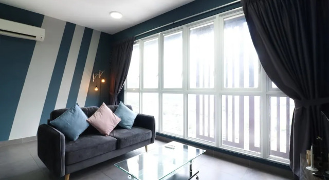 Victoria Home Sentrio Suites