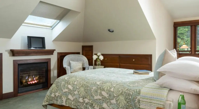 Люкс Deluxe Devonfield Inn