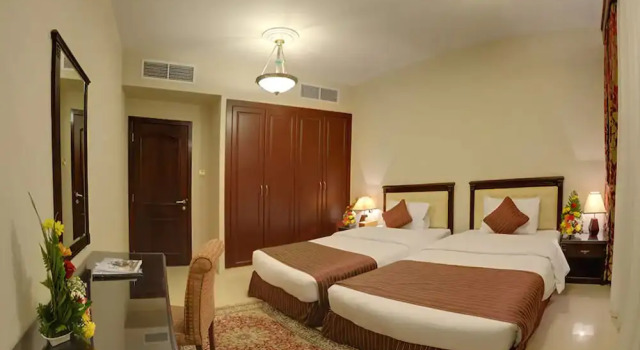 Апартаменты Deira Suites Deluxe Hotel Suites