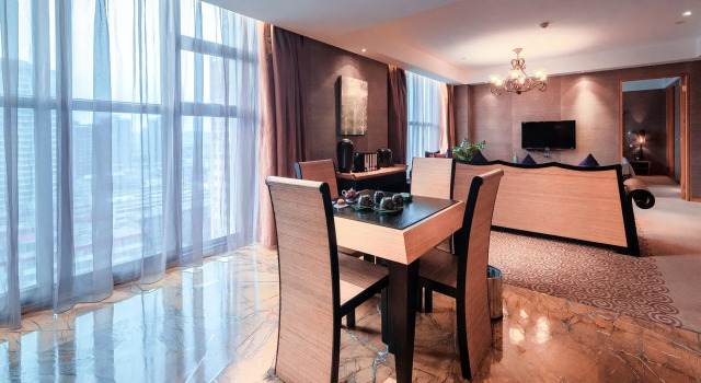 Люкс Deluxe Luoyang Christian's Hotel