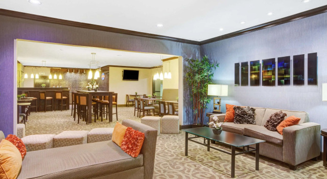 Baymont by Wyndham Dallas/ Love Field