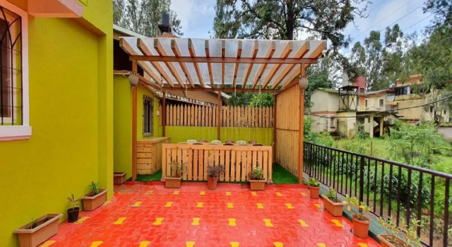 Rajratan Villa Panchgani, Забронировать Вилла Отели штата Махараштры 3 звезды, 3*