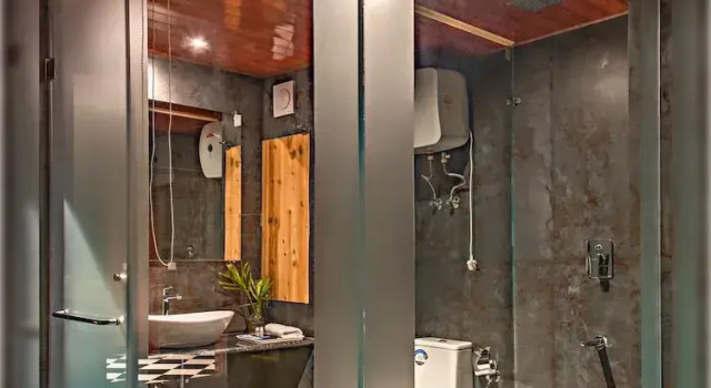 Номер Premier с балконом и с видом на горы Echor Himalayan Aurum Resort & Spa, Manali