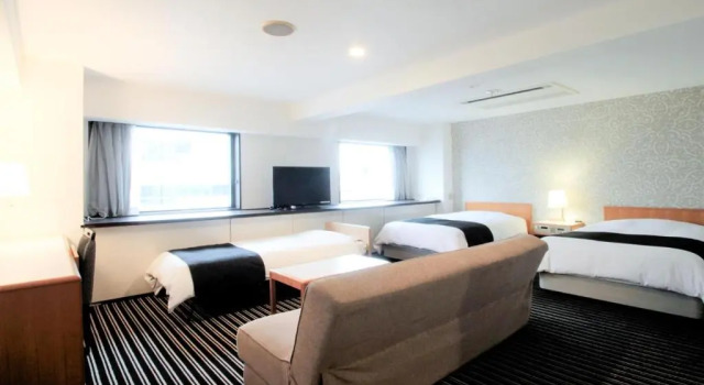 Трёхместный номер APA Hotel Tokyo Ojima