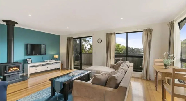 Phillip Island Time - Large home with self-contained apartment sleeps 11