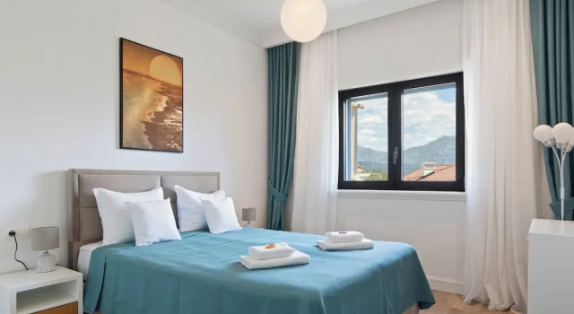 Апартаменты Deluxe Lustica Apartments Central Bay