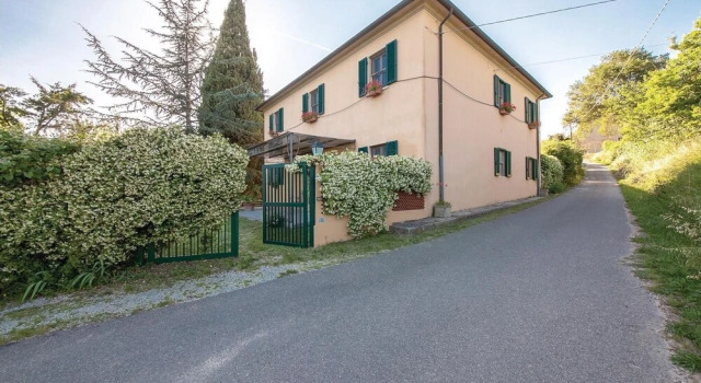 Awesome Home in Crespina PI With 6 Bedrooms, Sauna and Private Swimming Pool, Boek Vakantiehuis Crespina Toscane