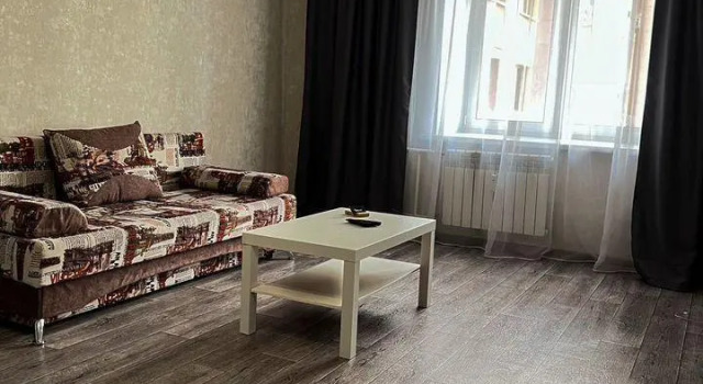 Apartments on 82/19 Topolinaya Street, Rezervovat Apartmán Levné hotely v Amurská