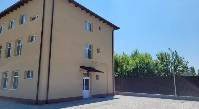 Apartamente Livada, Rezerwuj Hotel Hotele w Carpathians - Romania z parkingiem, Parking