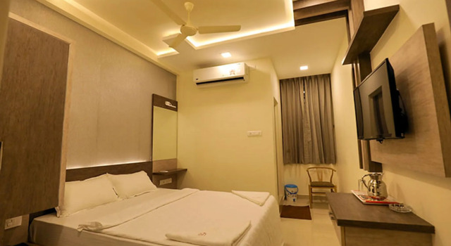 Jayam Hotel, Забронировать Отель Отели штата Тамилнада 3 звезды, 3*