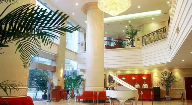 Philharmonic Hotel of Sccm - Chengdu, Boek Hotel Hotels in Chengdu met parkeren, Parkeren