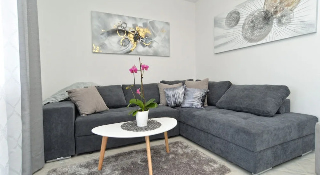 Апартаменты с 3 комнатами Apartments Margareta 742