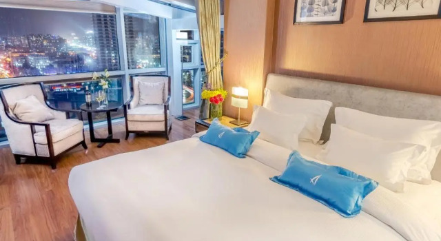 Люкс с видом на горы The Blue Sky Hotel and Tower