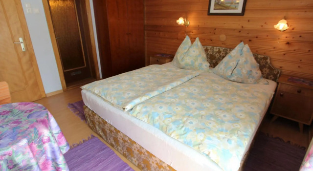 Charming Apartment in Feld am See, 100 m from Lake
