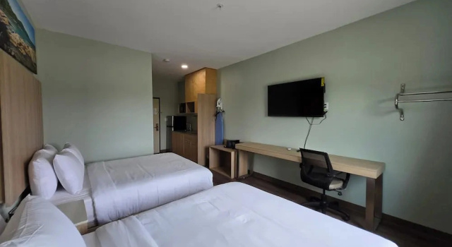 Четырёхместный номер Standard Red Lion Inn & Suites Adairsville