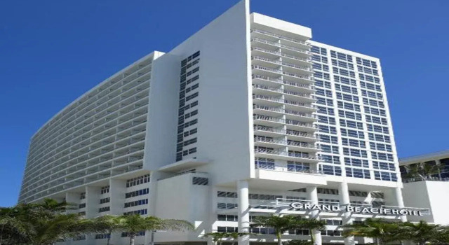 Grand Beach Hotel