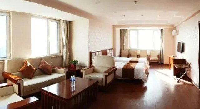 Люкс GreenTree Inn HeBei TangShan QianAn Junhe Plaza Business Hotel